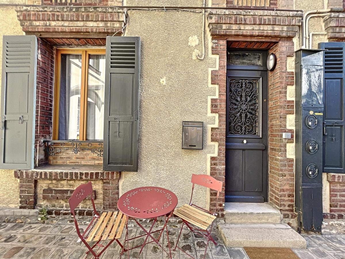 Maison De Ville - Paris En 15 Mn ! - 4 Pers- 1 Bebe - Vintage & Music ! Groslay Kültér fotó